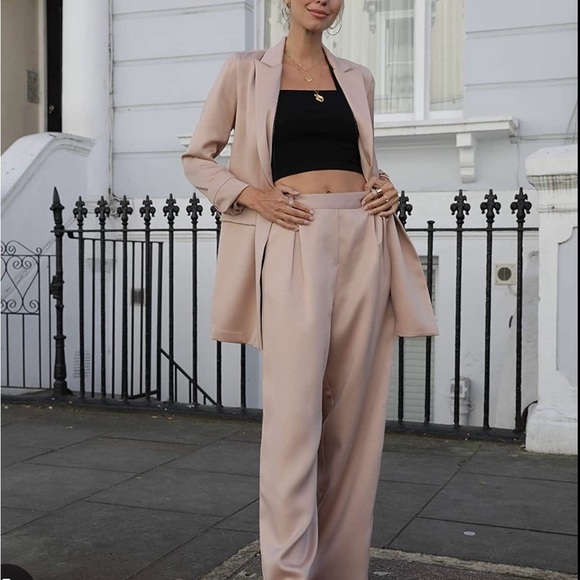 Leoniehanne The Drop Pant Suit. Matching blazer and trouser. - Picture 5 of 5